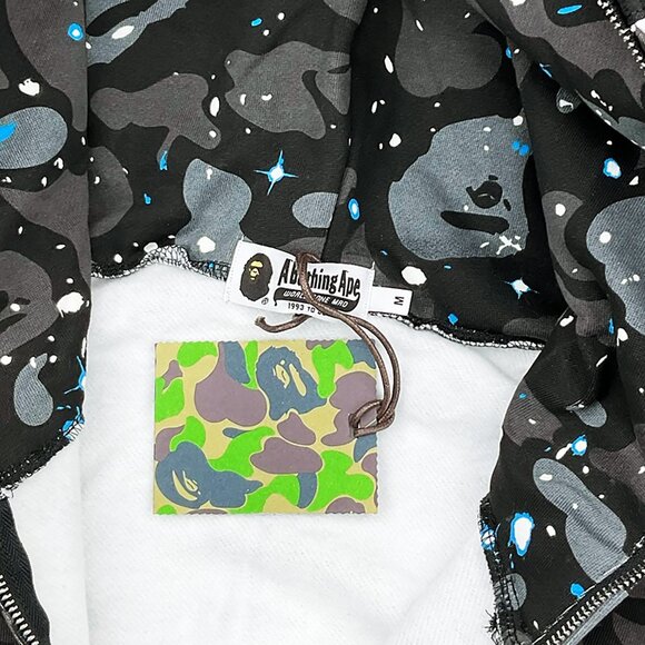 BAPE Space Camo Shark WGM Hoodie Sweatshirt Black | A Bathing Ape - Picture 7 of 12